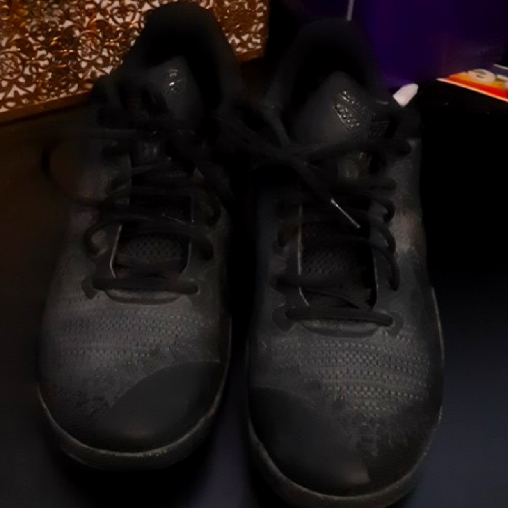 Nike mamba rage Black Athletic Shoes size 10